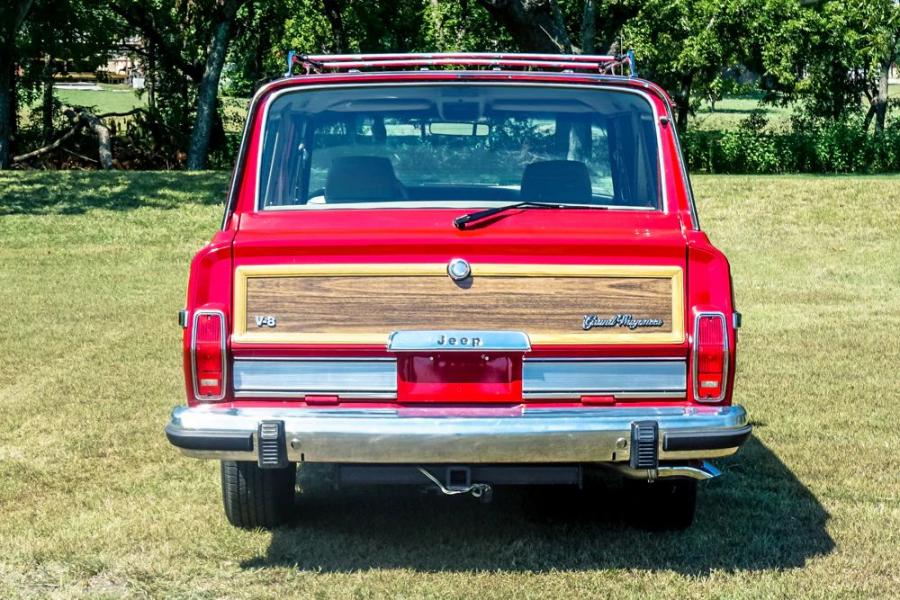  Jeep Grand Wagoneer Hellwagon 1989 года  (фото 18 из 21)